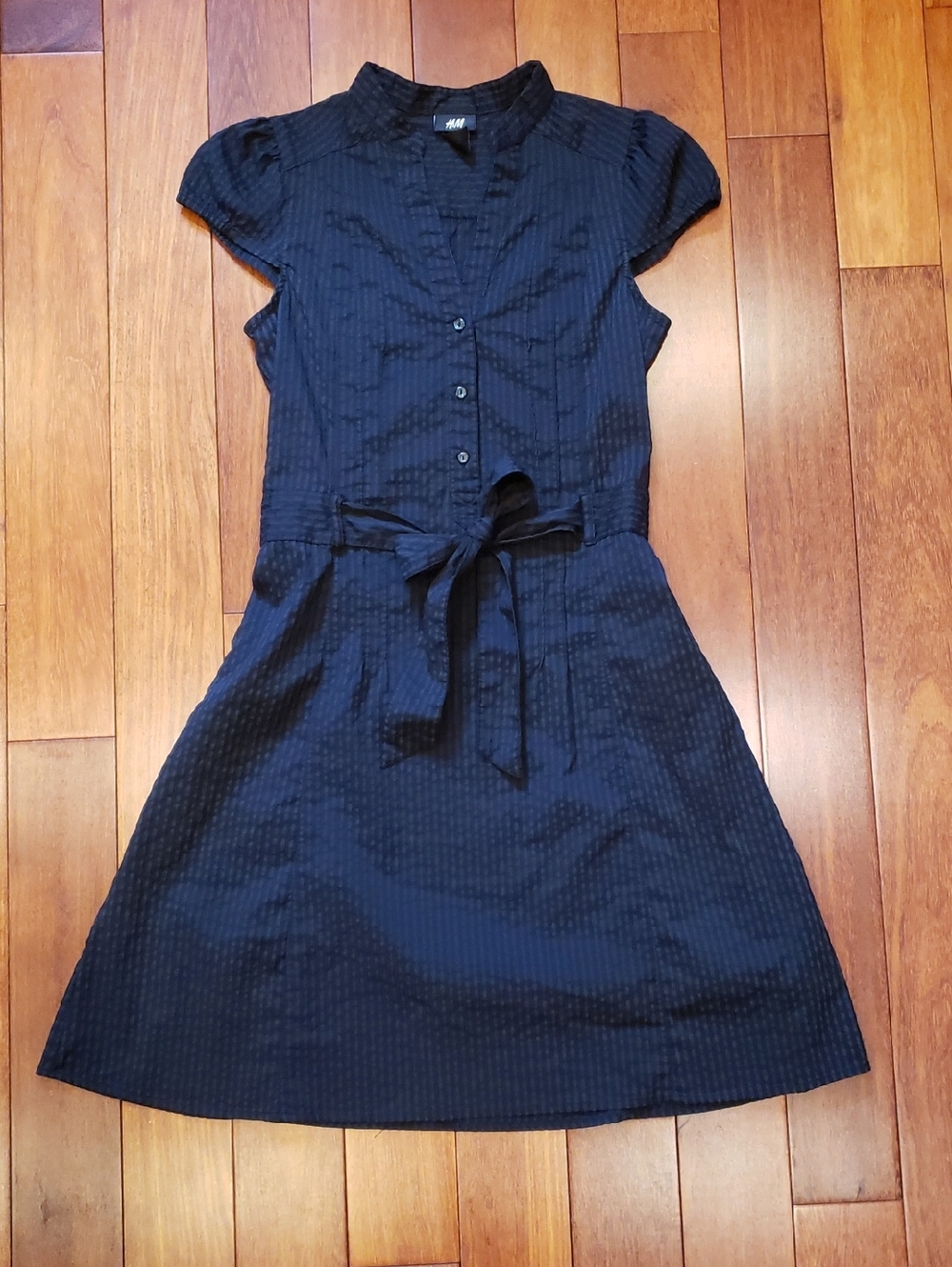 H&M Women's 6 Black on Black Vertical Striped Dress